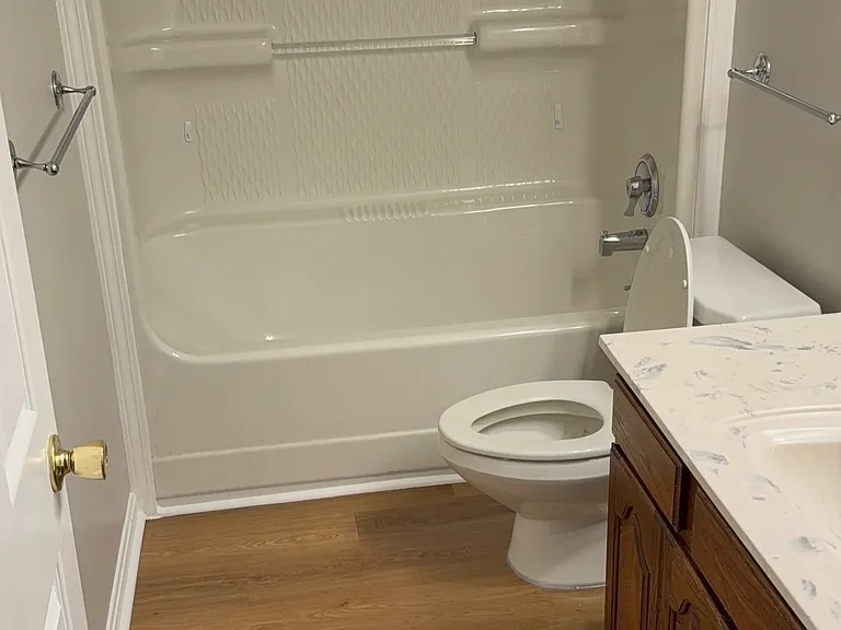 1009 Hess Ln — Photo 16