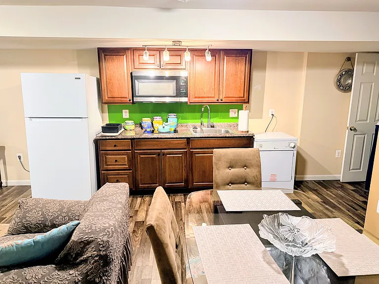1 Masters Dr — Photo 14