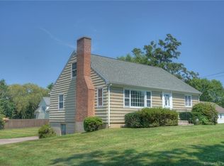 20 Coburn Ave, Mystic, CT 06355