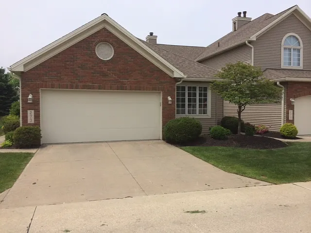 273 English Lakes Blvd photo 1