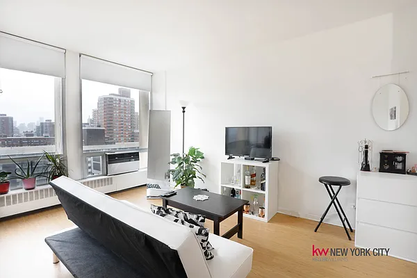 Rented by Keller Williams NYC | media 2
