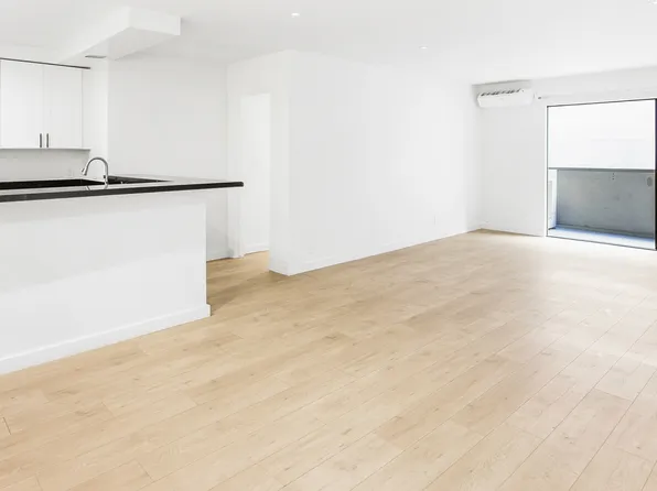 642 NW Knoll Dr, 642 NW Knoll Dr #4537b00b0, West Hollywood, CA 90069