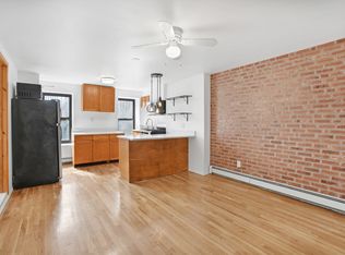 686 Warren St #2F, Brooklyn, NY 11217