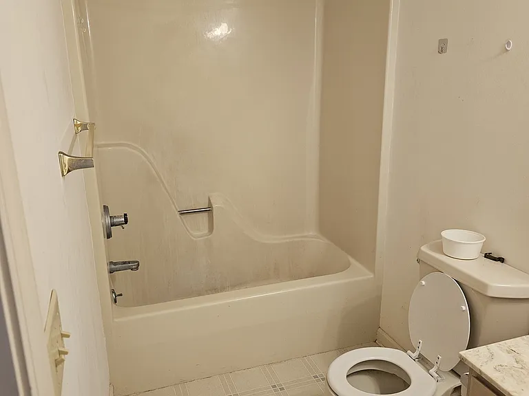 2915 Elmridge Dr #1 — Photo 5