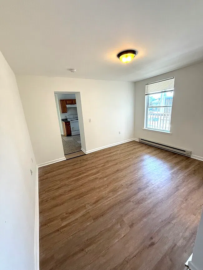 Studio, 600 sqft, $850 — Photo 1