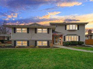 9200 Birch Dr, Munster, IN 46321