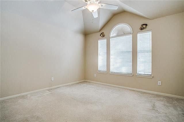 1st image of 7804 Glenoaks Dr