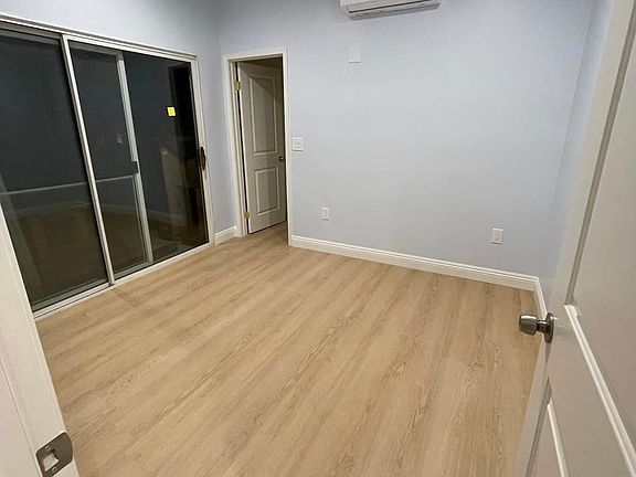 3rd image of 12341 Rea Cir