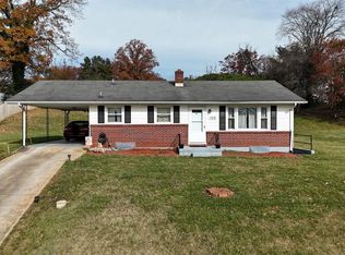 102 Oak Hill Dr, Madison Heights, VA 24572