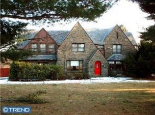 477 Lawrence Rd, Broomall, PA 19008