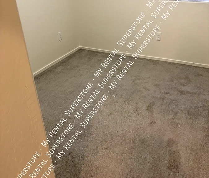 2321 E Hidalgo Ave — Photo 5