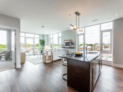 1145 N High St #404, Columbus, OH, 43201