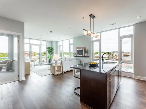 1145 N High St #404, Columbus, OH 43201