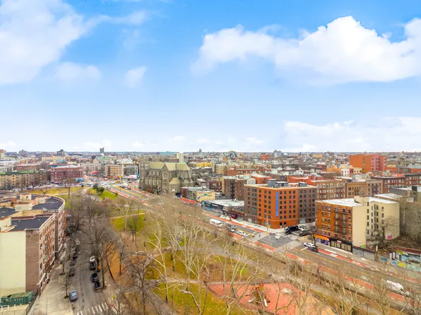 1 Fordham Hill Oval image 4 of 15