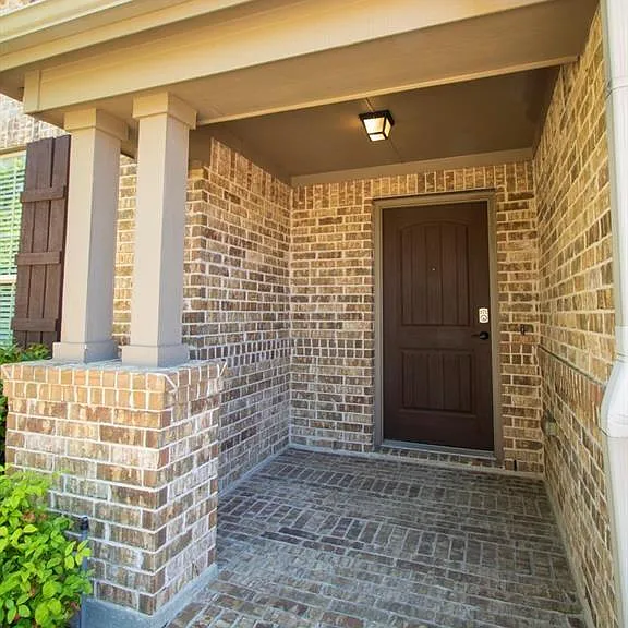 417 Hackberry Dr — Photo 14