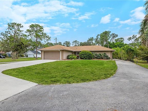 2nd image of 5180 Coral Wood Dr
