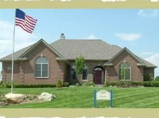 5026 Mystic Ridge Ct, Clarkston, MI 48348