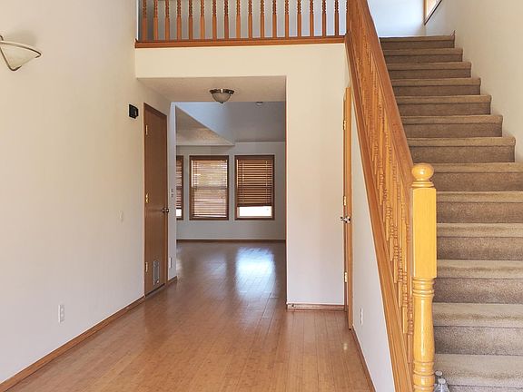 2nd image of 15620 NE 85th St