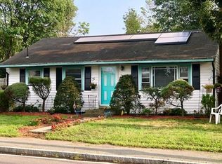 543 E Ashland St, Brockton, MA 02302