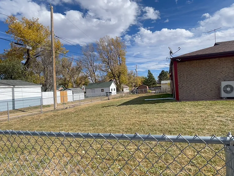 Bent Ave — Photo 7