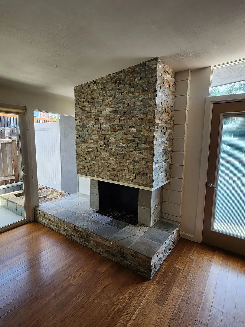 5015 - Avenida Santa Barbara 310 — Photo 4