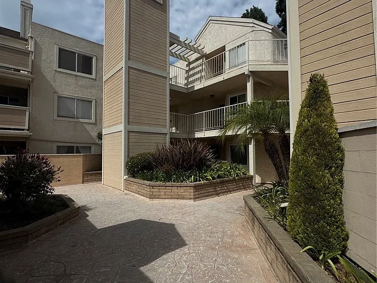 3845 Farquhar Ave — Photo 10
