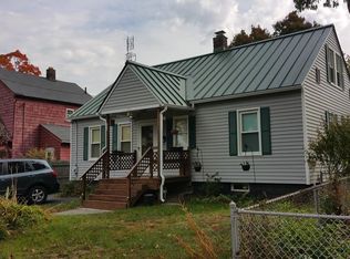 175 Lang St, Springfield, MA 01104