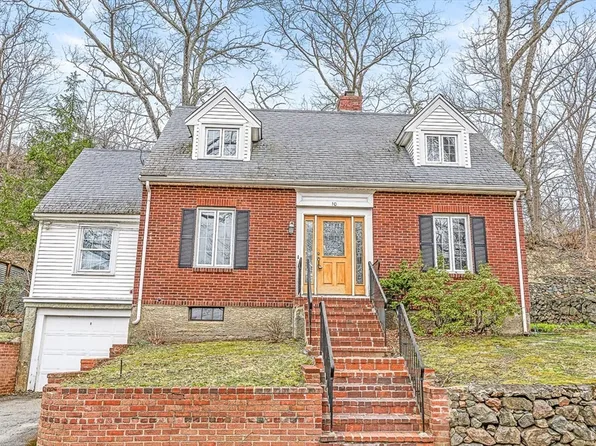 10 Chesterford Rd E, Winchester, MA 01890