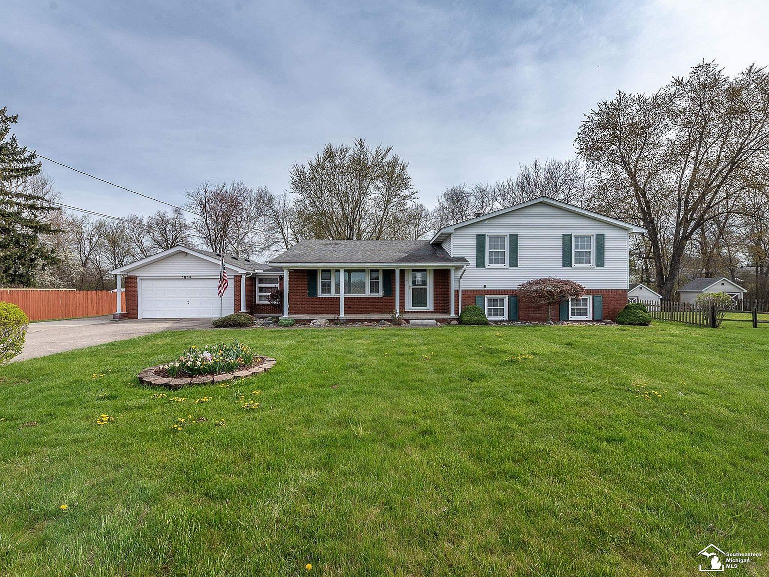 3884 S Otter Creek Rd, La Salle, MI 48145 | Zillow