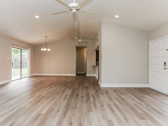 5th image of 1574 SE Cownie St