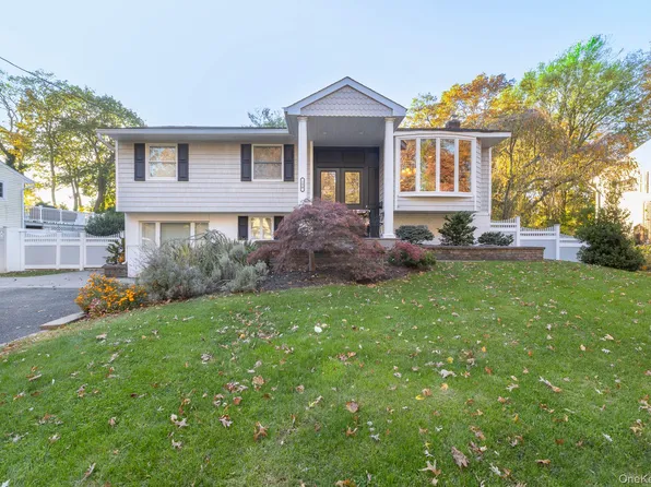 190 Northern Boulevard, Saint James, NY 11780