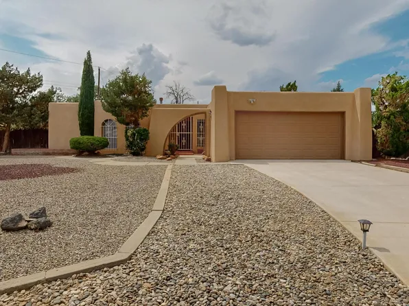 5401 Ironwood Dr NW, Albuquerque, NM 87114