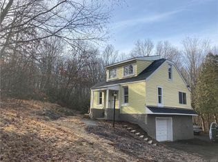 1177 Saybrook Rd, Middletown, CT 06457