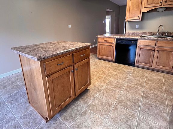 4th image of 4337 Genevieve Dr