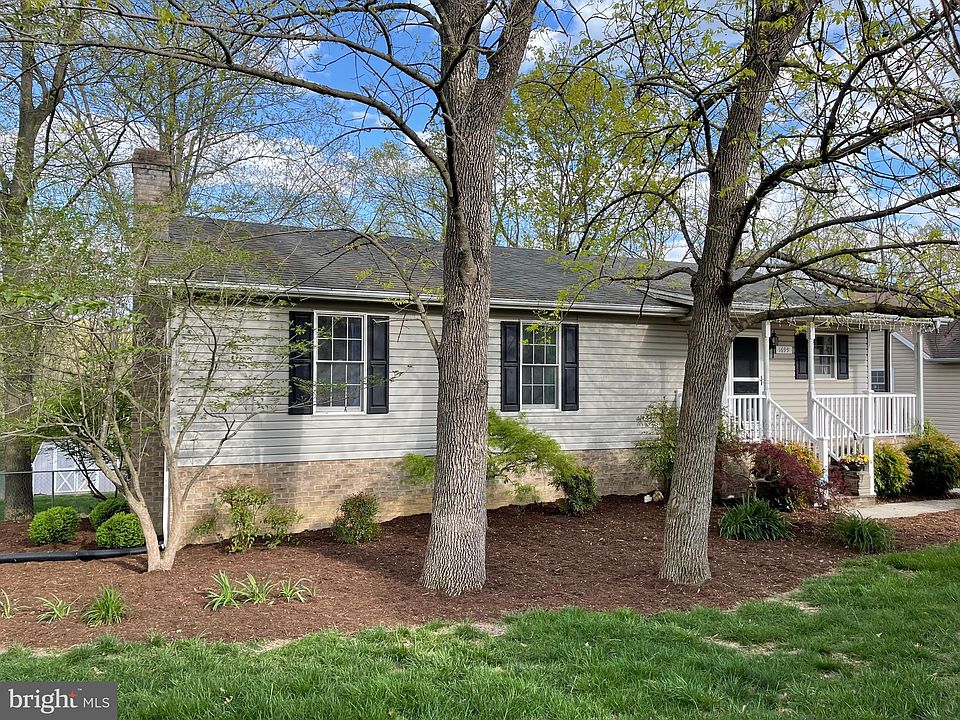 1st image of 1699 Park Lawn Dr