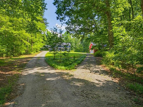 2nd image of 7160 State Highway 700