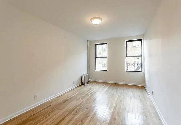 5th image of 620 W 170th St APT 2E