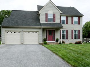 5 Thistleberry Dr, Newark, DE 19702
