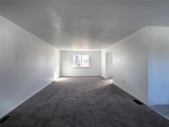 4th image of 3989 Coplay Creek Ct N