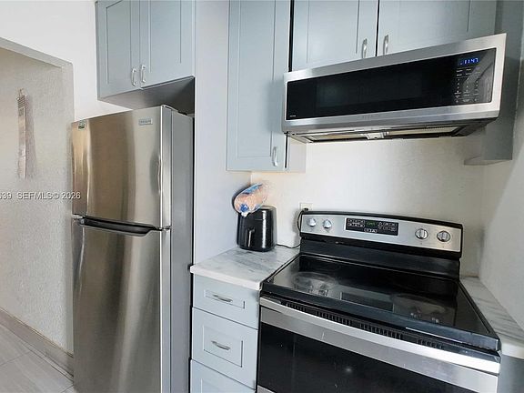 5th image of 2480 NW 139th St