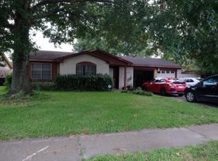 919 W Nelda Rd, Houston, TX 77088