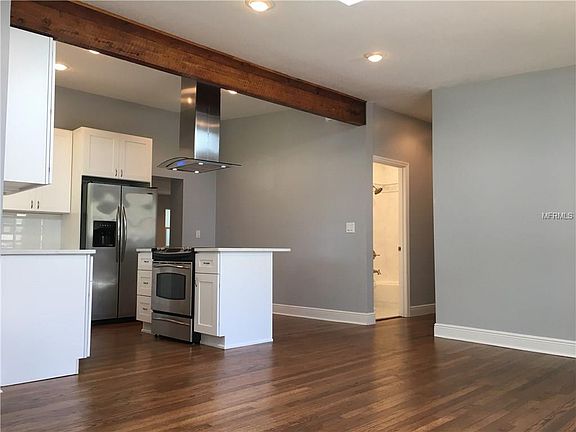 4th image of 5452 Parkway Dr