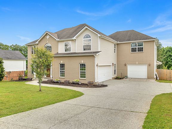 2nd image of 7204 Glenwood Dr