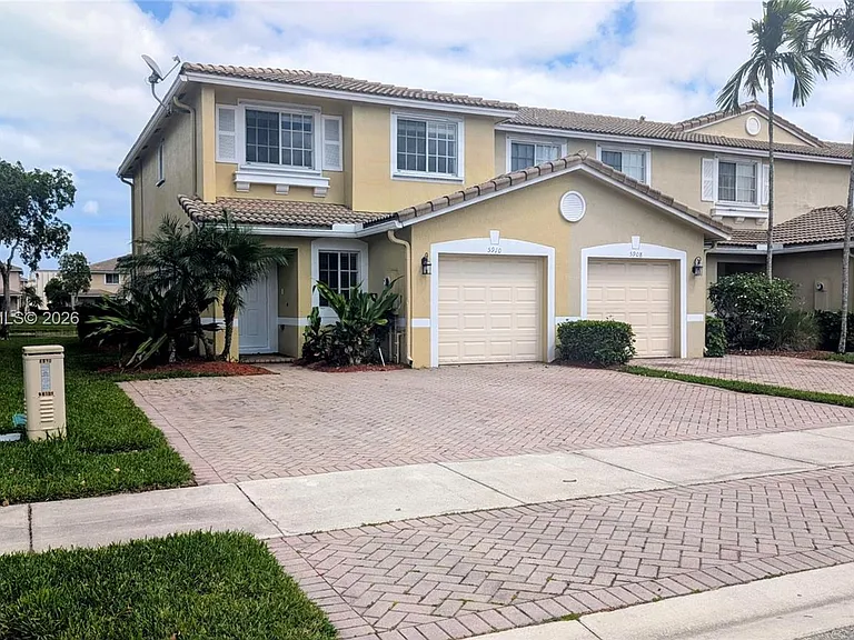 5910 Royal Way #---- — Photo 35