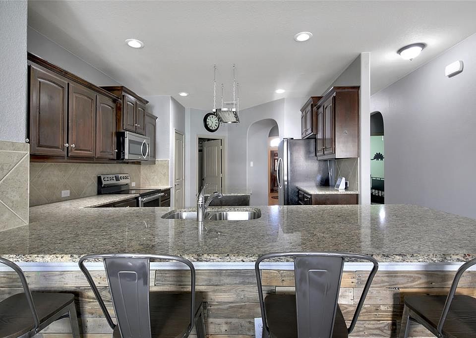1st image of 10801 Abbeyglen Ct