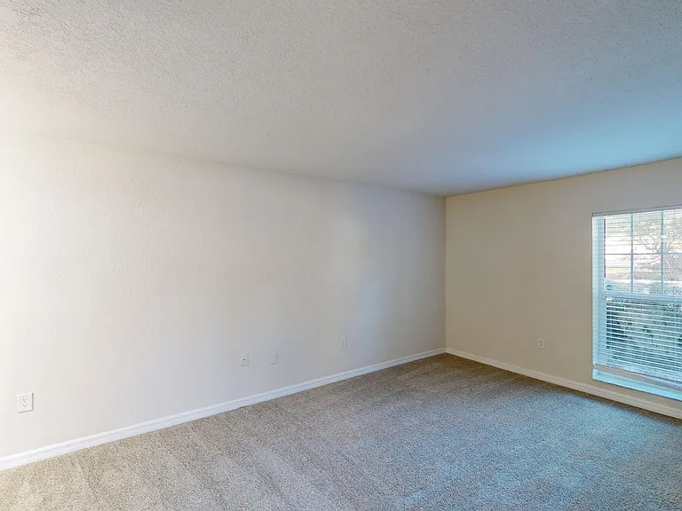 The Breyley Apartments — Photo 43