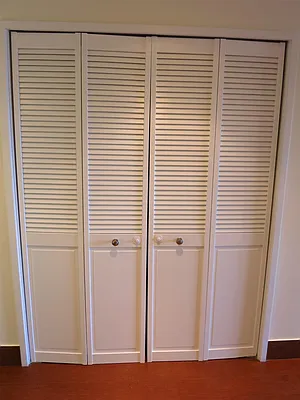 Rented by City & Suburban | media 32