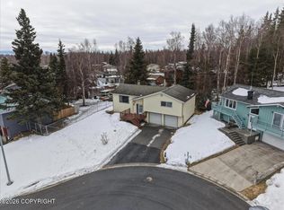 9420 Strathmore Dr, Anchorage, AK 99502