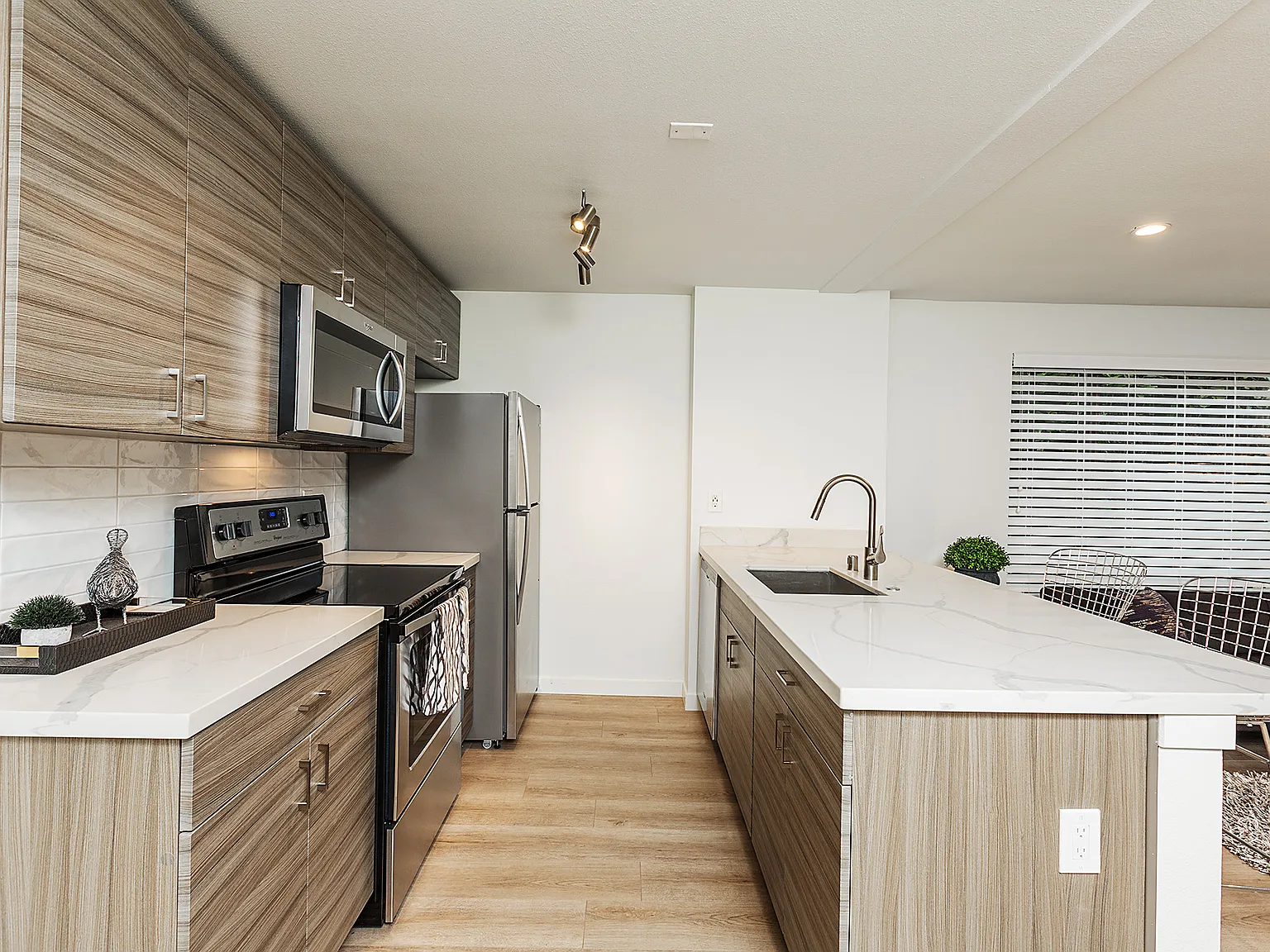 129 5th Ave NW - 1 — Photo 4