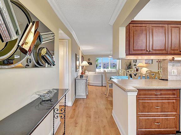 3rd image of 2620 NE 1st Court #311